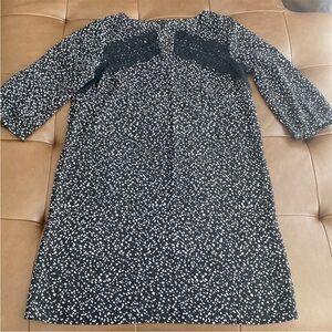 Ann Taylor Black and White Sheath Dress 3/4 length Sleeves